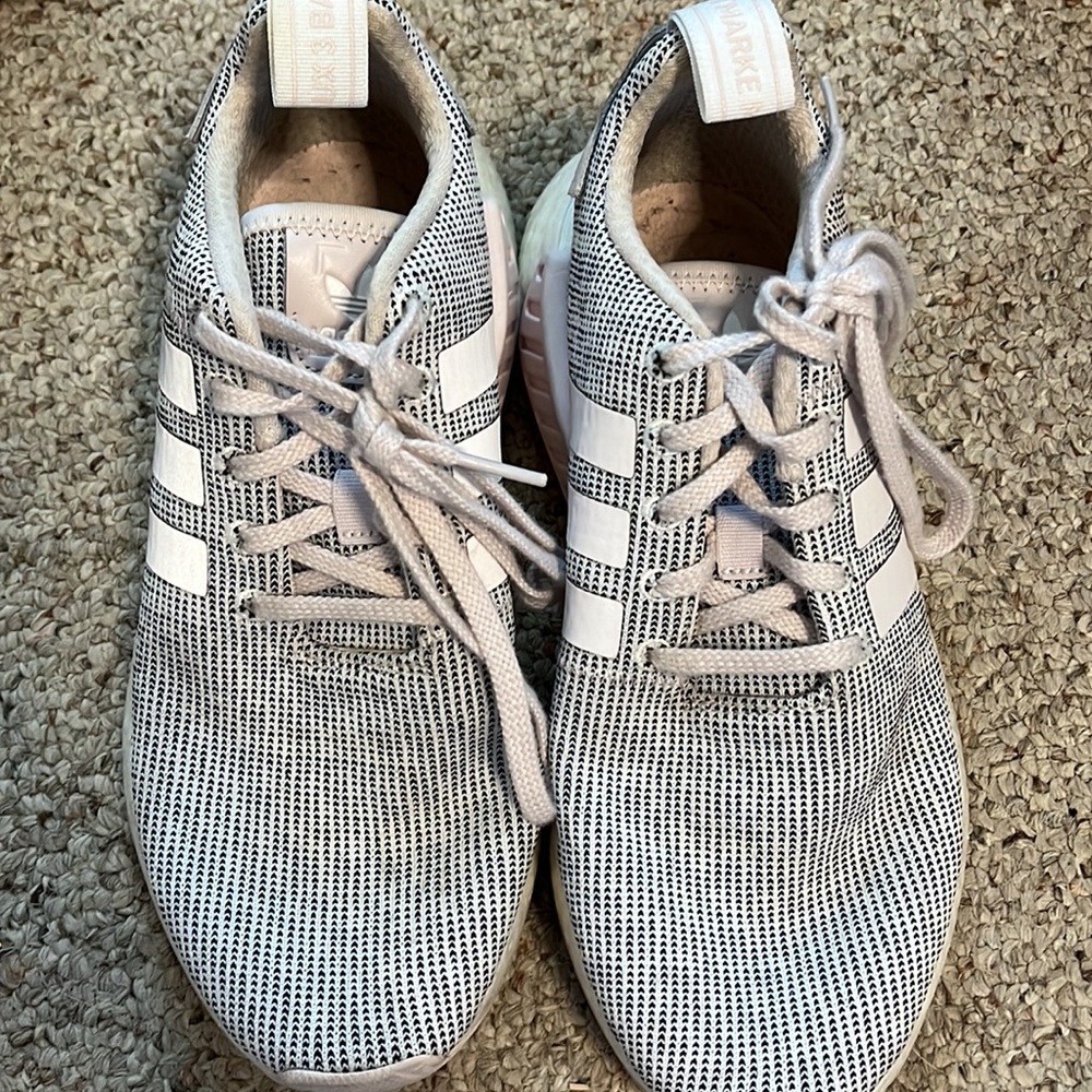 ADIDAS NMD - Picture 2 of 3